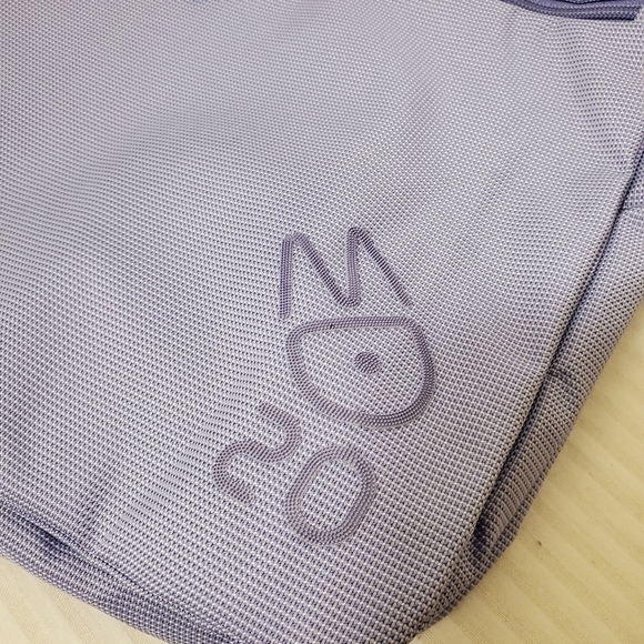 EC Mandarina Duck large Messenger Bag, Light Purple, Lightweight - Picture 3 of 13